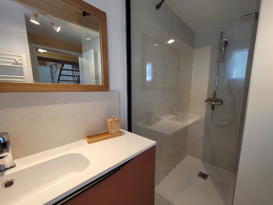 Location 6 personnes, Clévacances, Saint Cast Le Guildo, proche mer, salle de bain