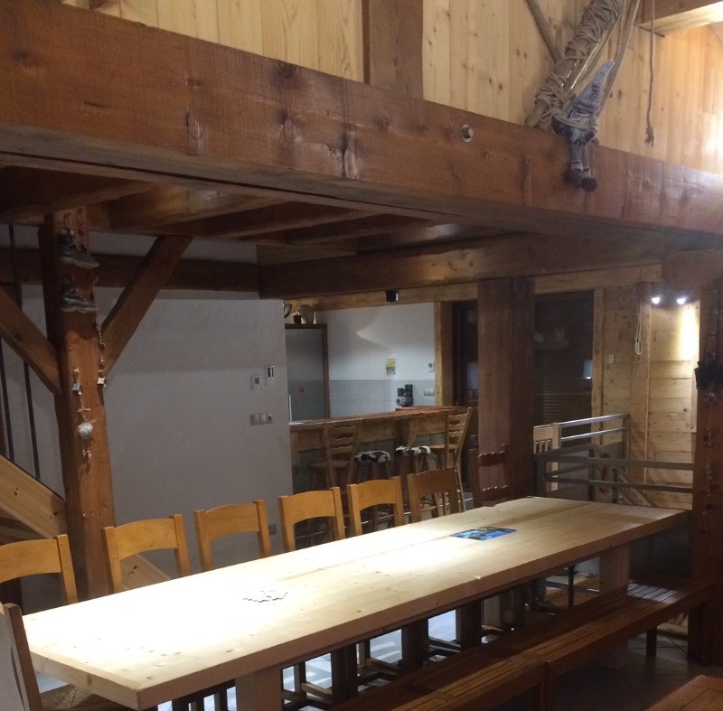 Table repas 16 personnes