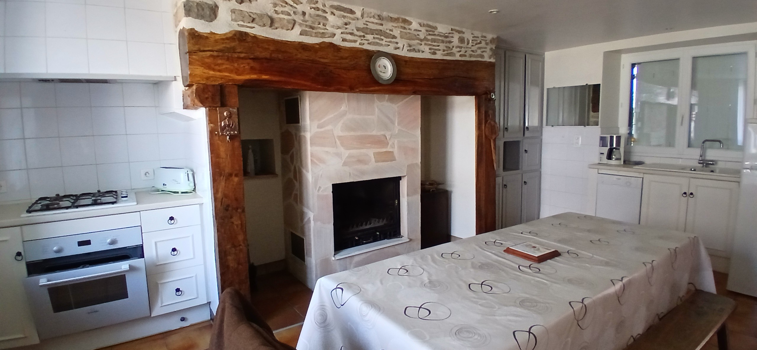 Gîte de Femblat : La cuisine dinatoire