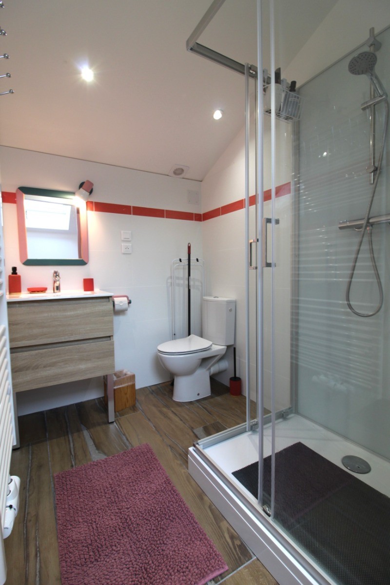 Salle d'eau - Gîte Alfonsina Strada, Docelles