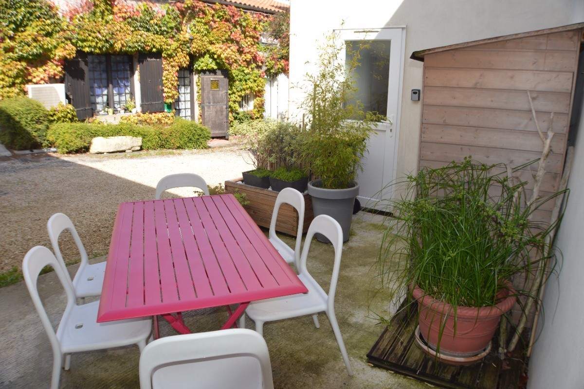 Terrasse - Maison Grise pour 5 personnes, proche plages, Meschers sur Gironde près de Royan