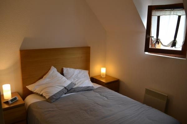 La chambre, lit en 140