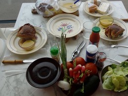 Repas sur la terrasse