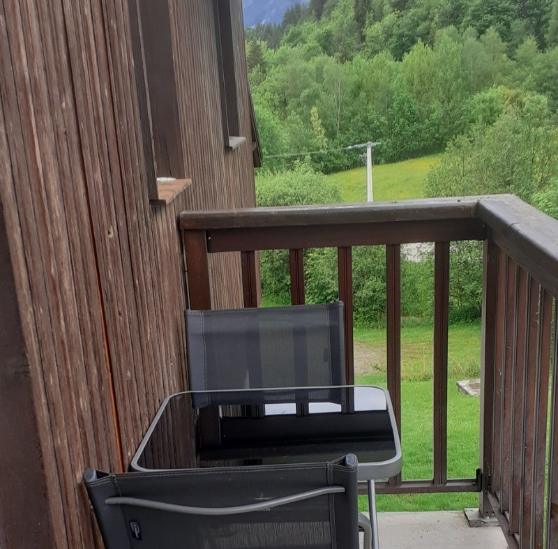 balcon exposition plein sud vue montagne