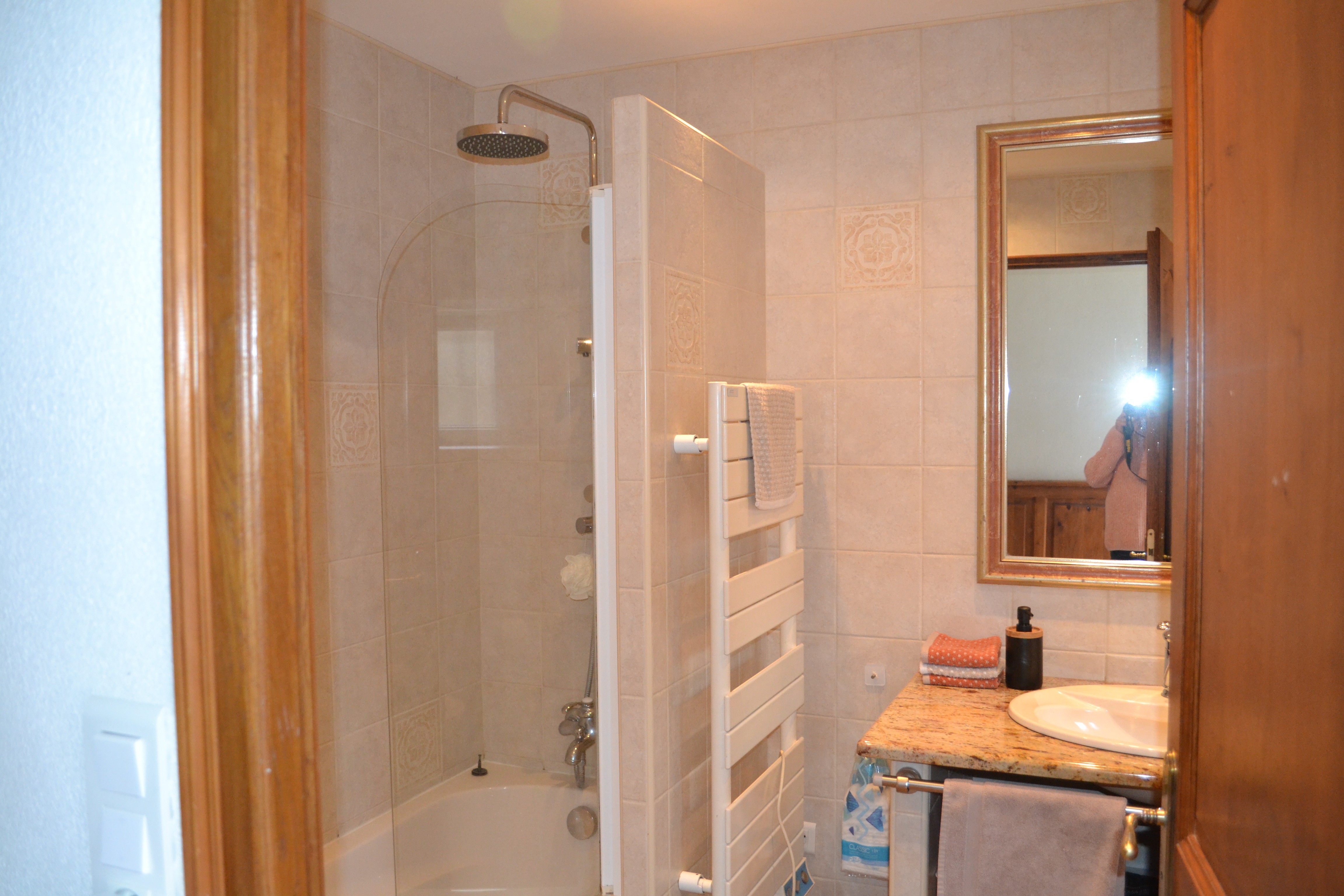 salle de bain du rez de chaussée