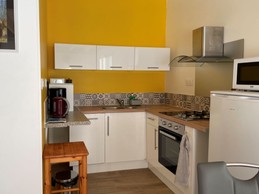 Les Figuiers 2, pour 4 personnes avec 2 terrasses, avec stationnement gratuit, près de Chatelaillon en Charente maritime