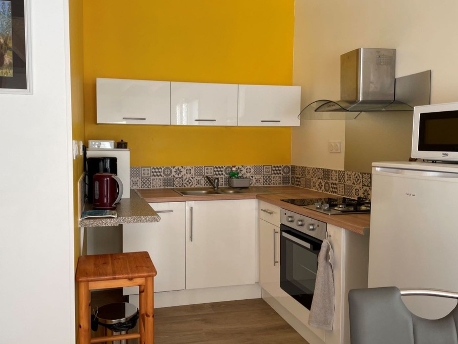 Les Figuiers 2, pour 4 personnes avec 2 terrasses, avec stationnement gratuit, près de Chatelaillon en Charente maritime