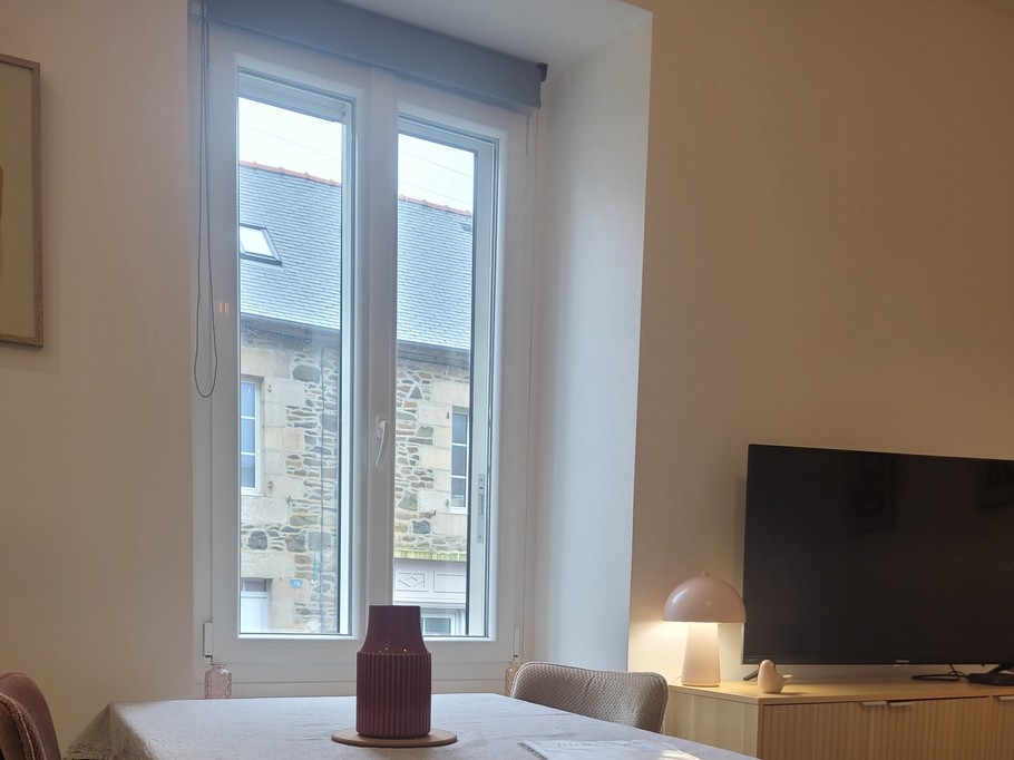 Location Clévacances, Centre ville Paimpol, Amar, Appartments Paimpolais, living room kitchen