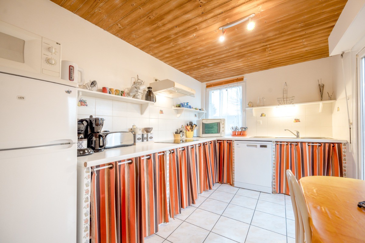Via location de vacances , Clévacances  Cuisine