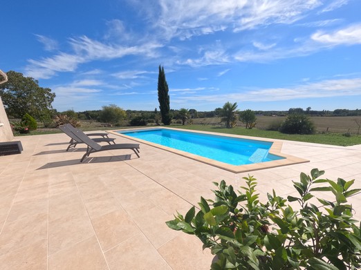 11-METRE SWIMMING POOL