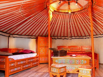 Défi Planet, yourte mongole BASUTO pour 4 personnes, à Dienné, Vienne