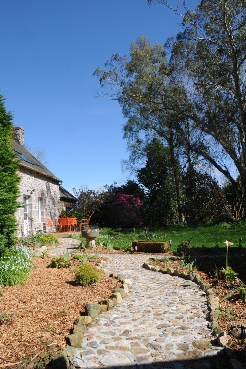 GALLET-SERRA location de vacances, Lanrodec, Clévacances, cheminement vers votre espace !