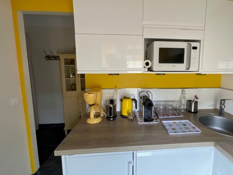 Cuisine toute équipée - Appartement T2, Le Clos de la Buge (Sanary sur Mer, Var)