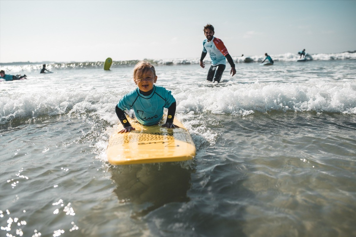 Surf sur une des plages de Santec