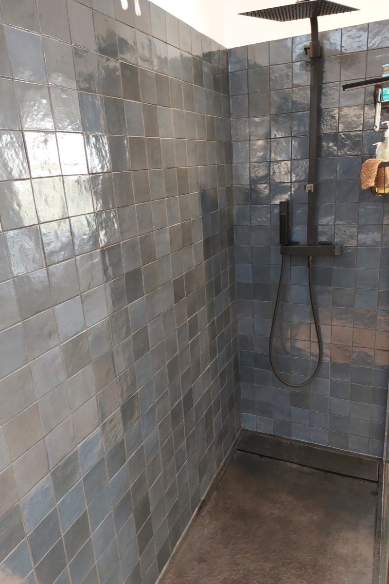 La douche à l'italienne