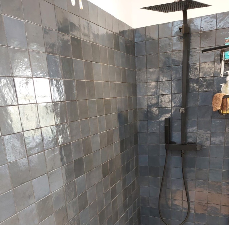 La douche à l'italienne