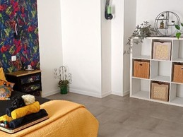 Chambre avec rangement