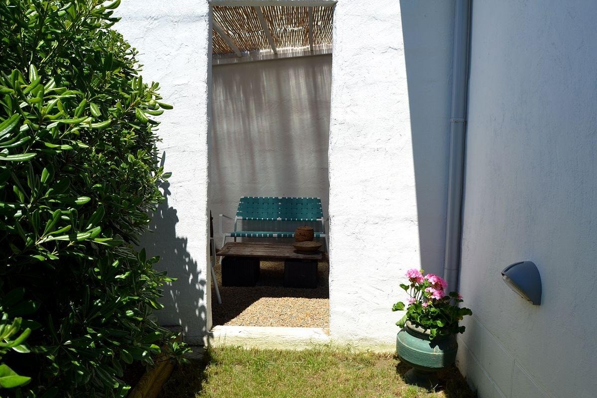 Couleurs Matin - La Verrière - Patio