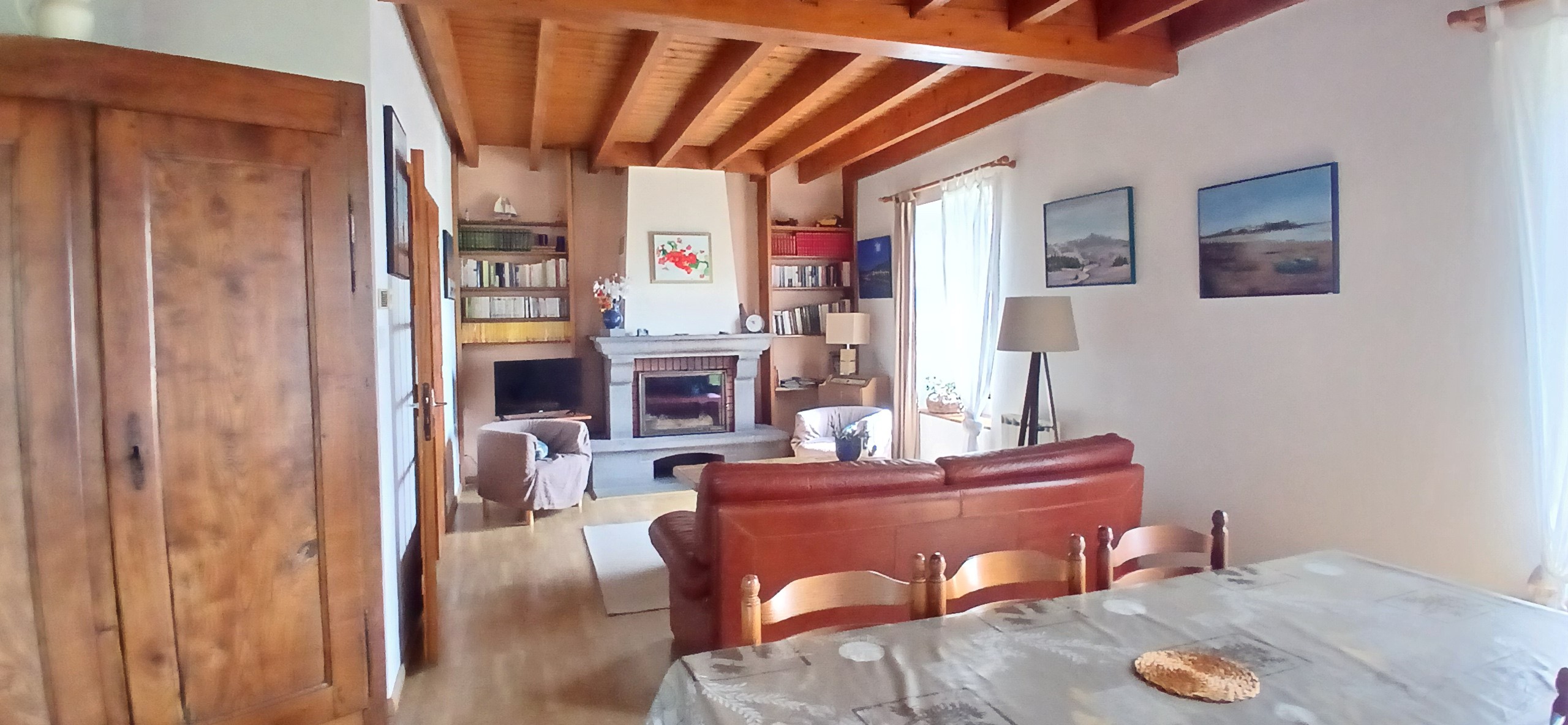 Solagnat holiday cottage, in Orcines, Puy-de-Dôme: the living and dining room
