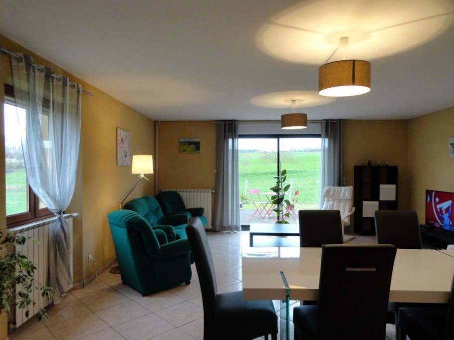 Salle à manger spacieuse