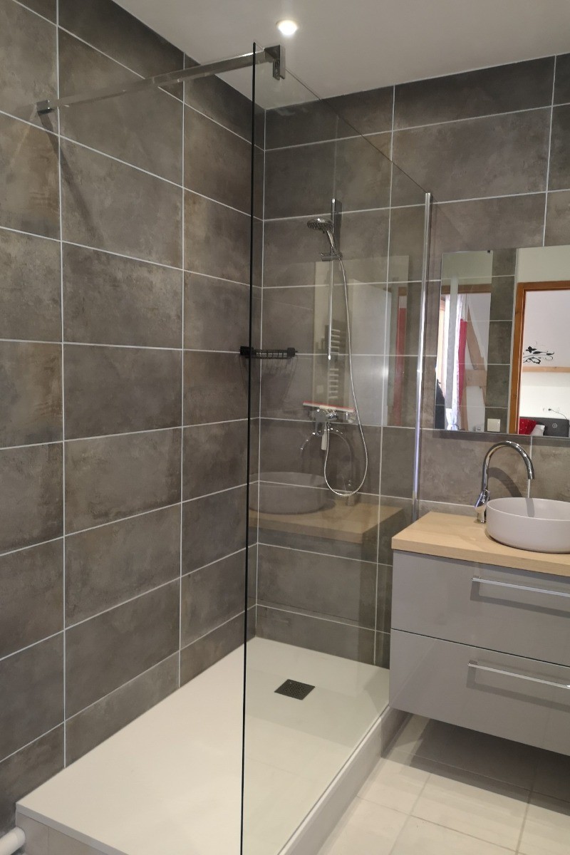 Grand bac à douche