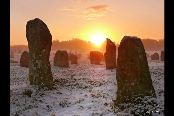 Carnac, les menhirs sous la neige (6kms de la Villa)
