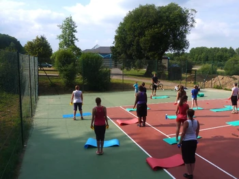 – Beach volley 
– Beach soccer 
– Beach tennis 
– Sandball 
– Basket 
– Kinball 
– Futsal 
– Tennis de table 
– Aéro boxe 
– Tchoukball 
– Réveil Musculaire