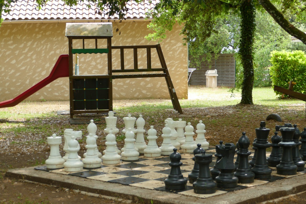 Jeux Village de Gîtes Les Collines d'Eyvigues 24580 Salignac Eyvigues Clévacances