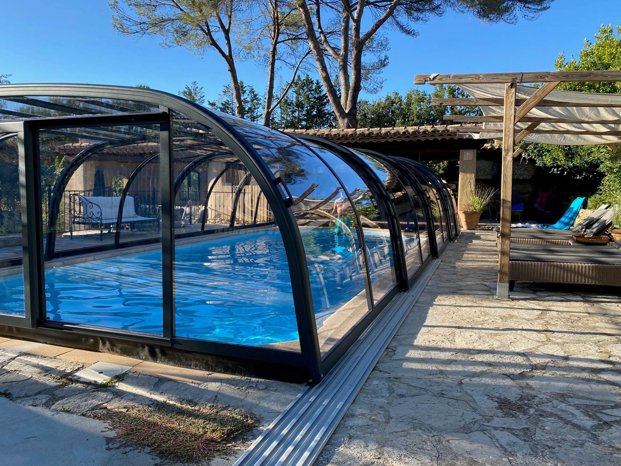 Large private swimming pool, covered and heated in mid-season