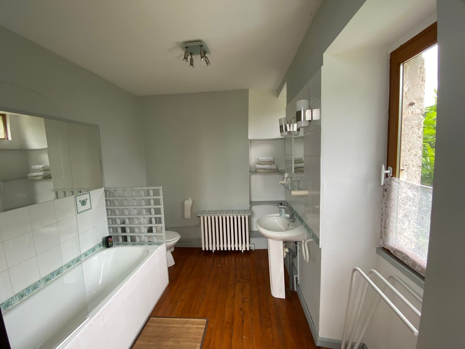 Domaine de Bernou - Gite de groupe 15 personnes près d'Agen