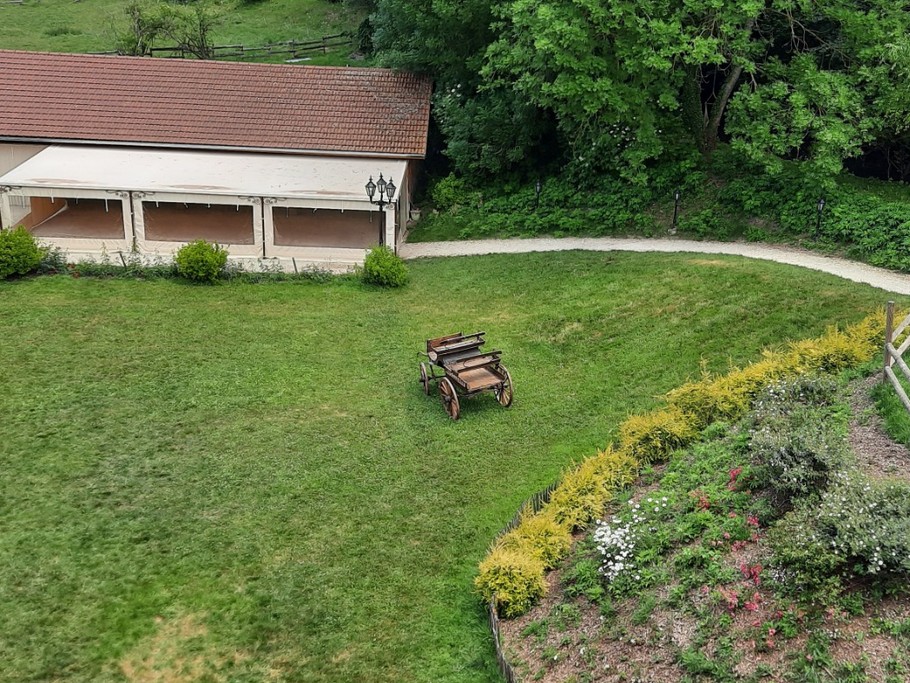 Gîte Moulin Piongo - Grande capacité et évènements mariages - salle sous chapiteau