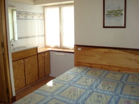 Chambre Adultes avec lit 140