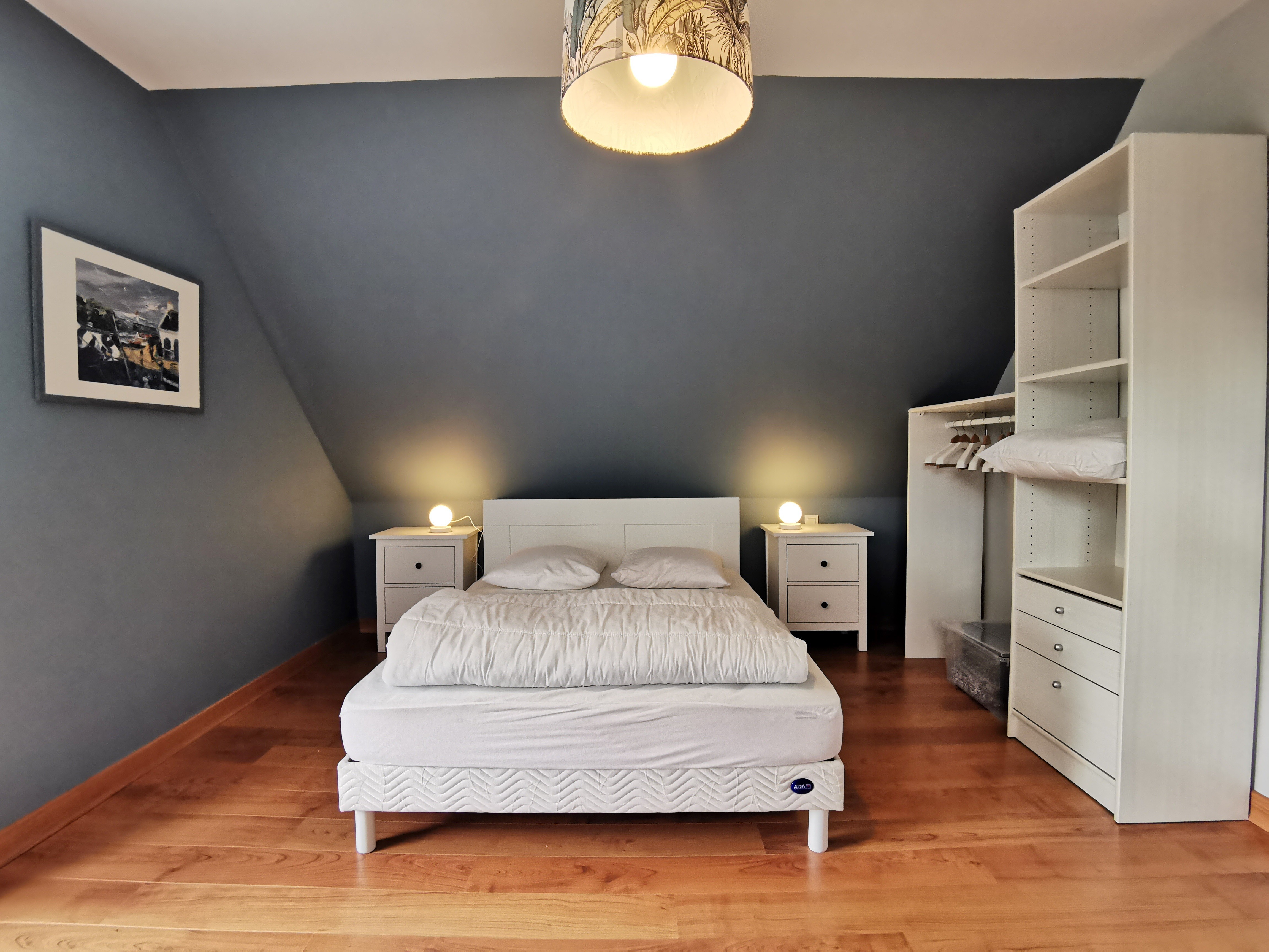 Etage: Chambre 1 avec lit 140 et Lit 90