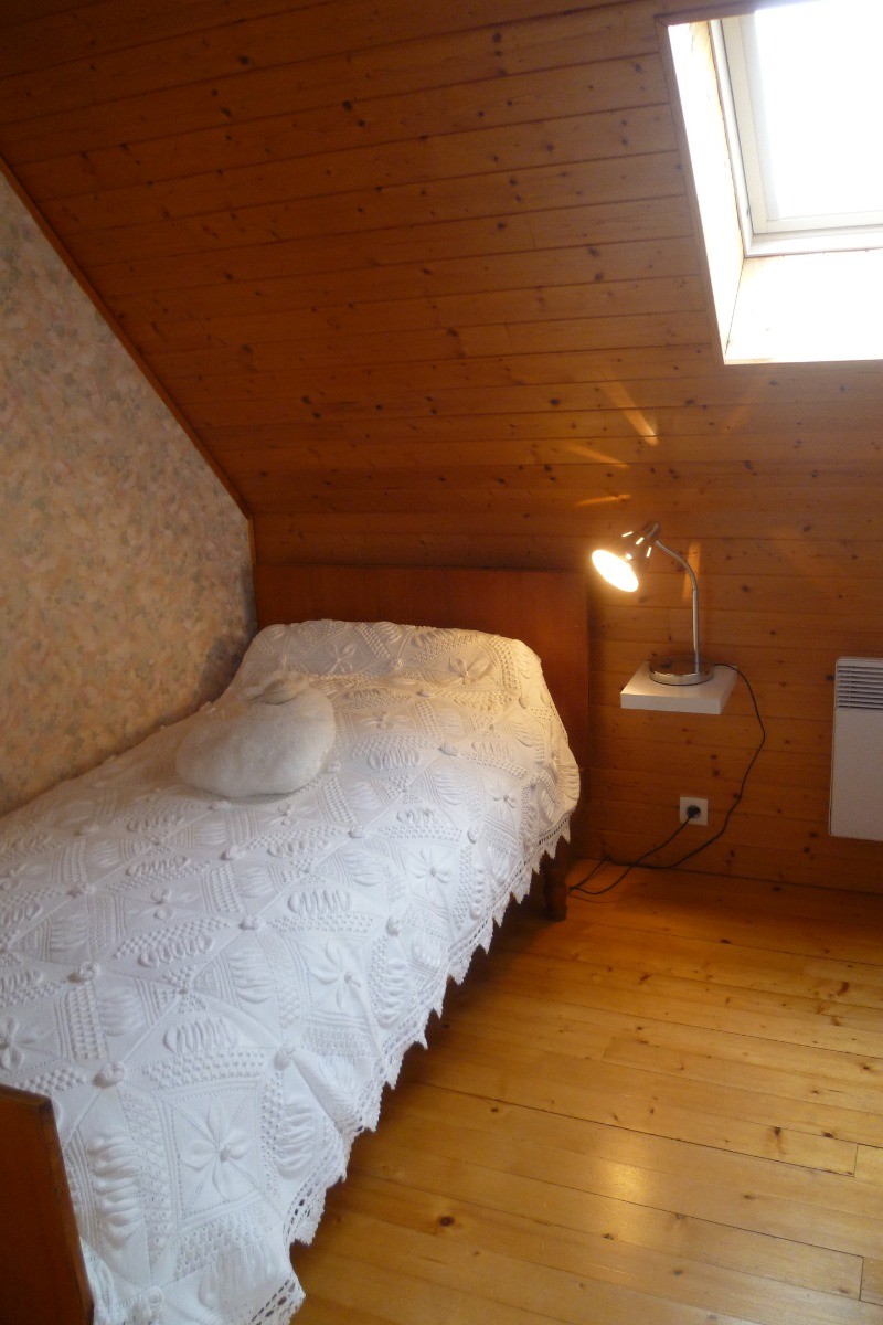 chambre 3 avec lit 90