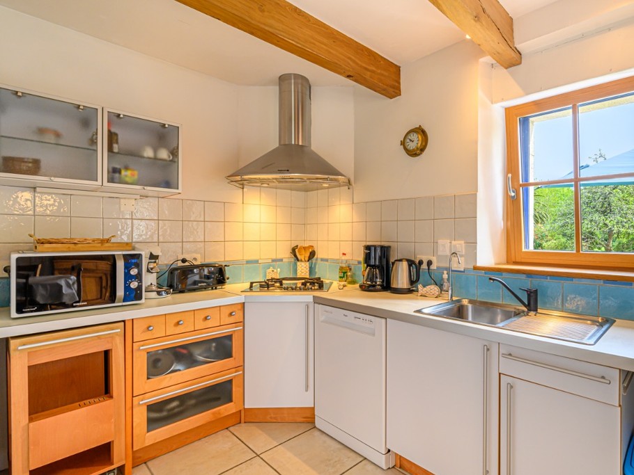 La cuisine très bien équipée pour vous concocter de bons petits plats avec des produits locaux