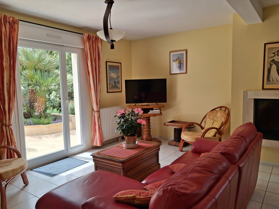 Living room with garden view
