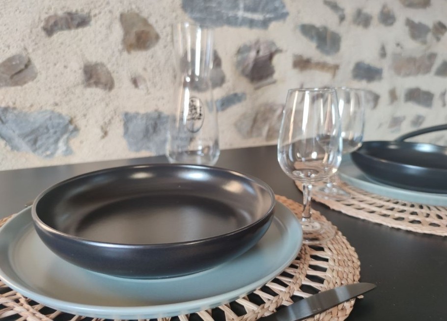 Jolie vaisselle pour vos repas, coin repas