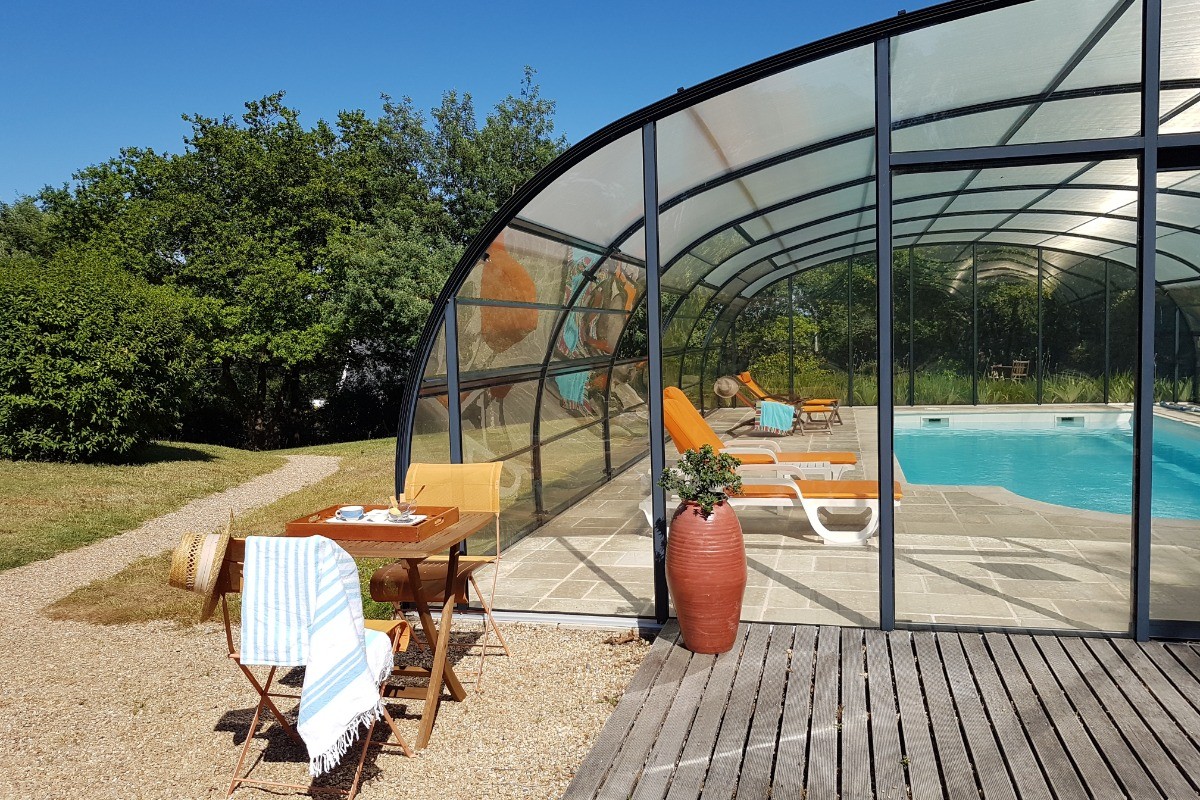 Piscine couverte et chauffée