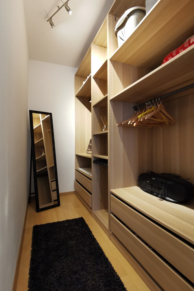 Dressing dans la chambre