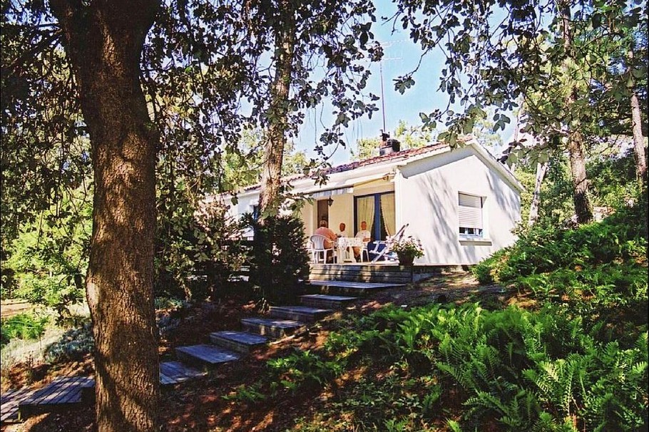 Vue jardin et maison