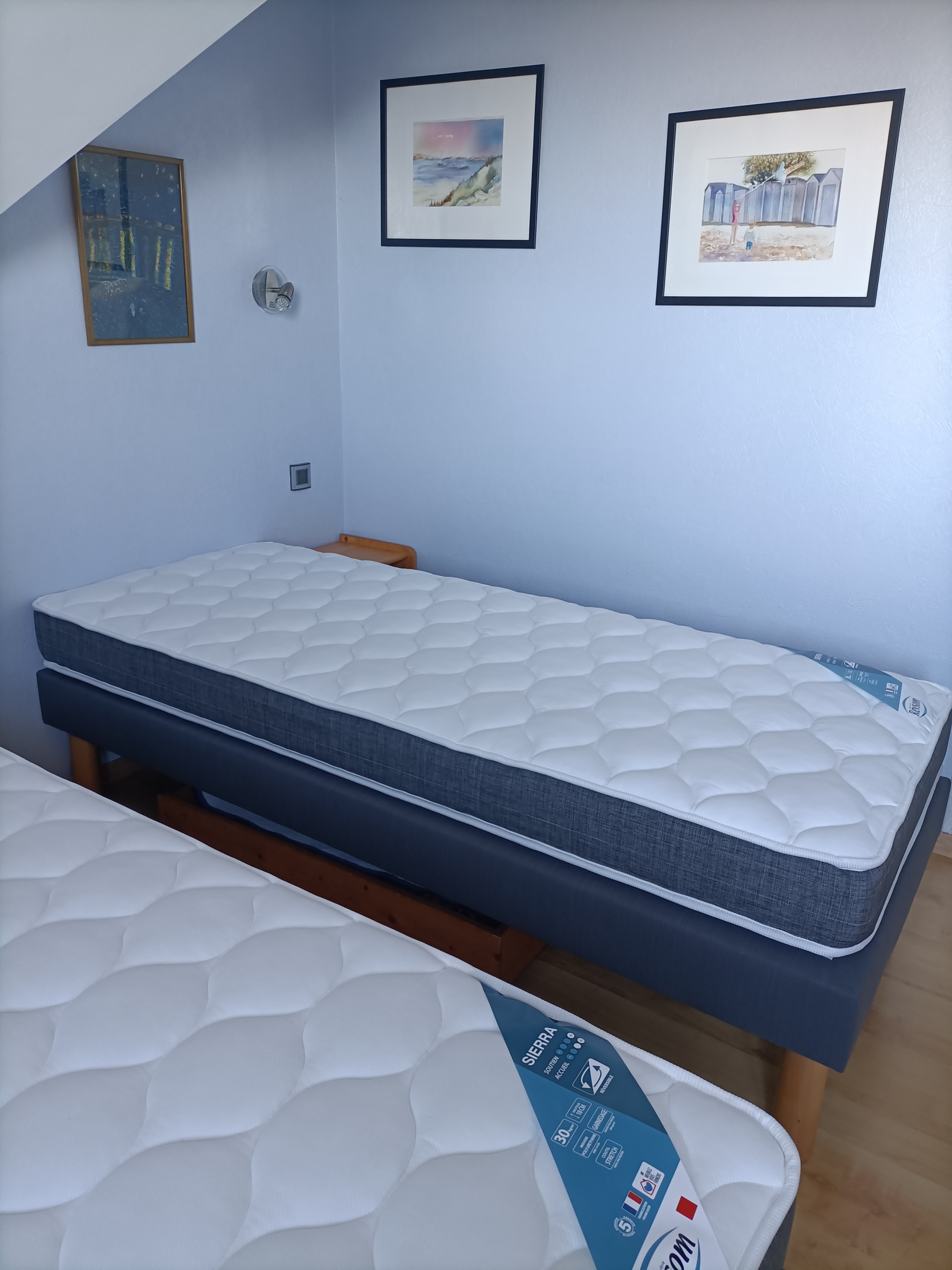 Literie changée en 10/2025 : 2 lits 80 x 200 dont 1 gigogne