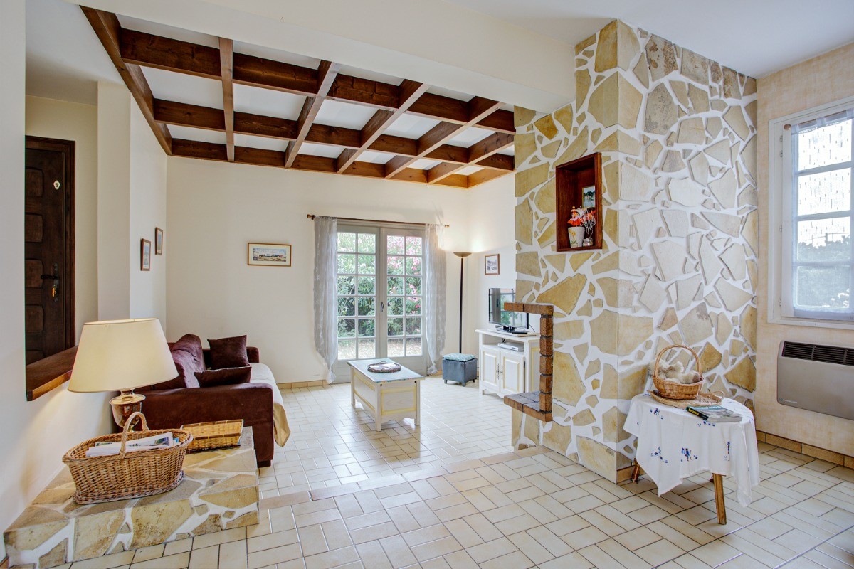 Salon vu du séjour