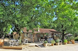 Accueil Village de Gîtes Les Collines d'Eyvigues 24580 Salignac Eyvigues Clévacances