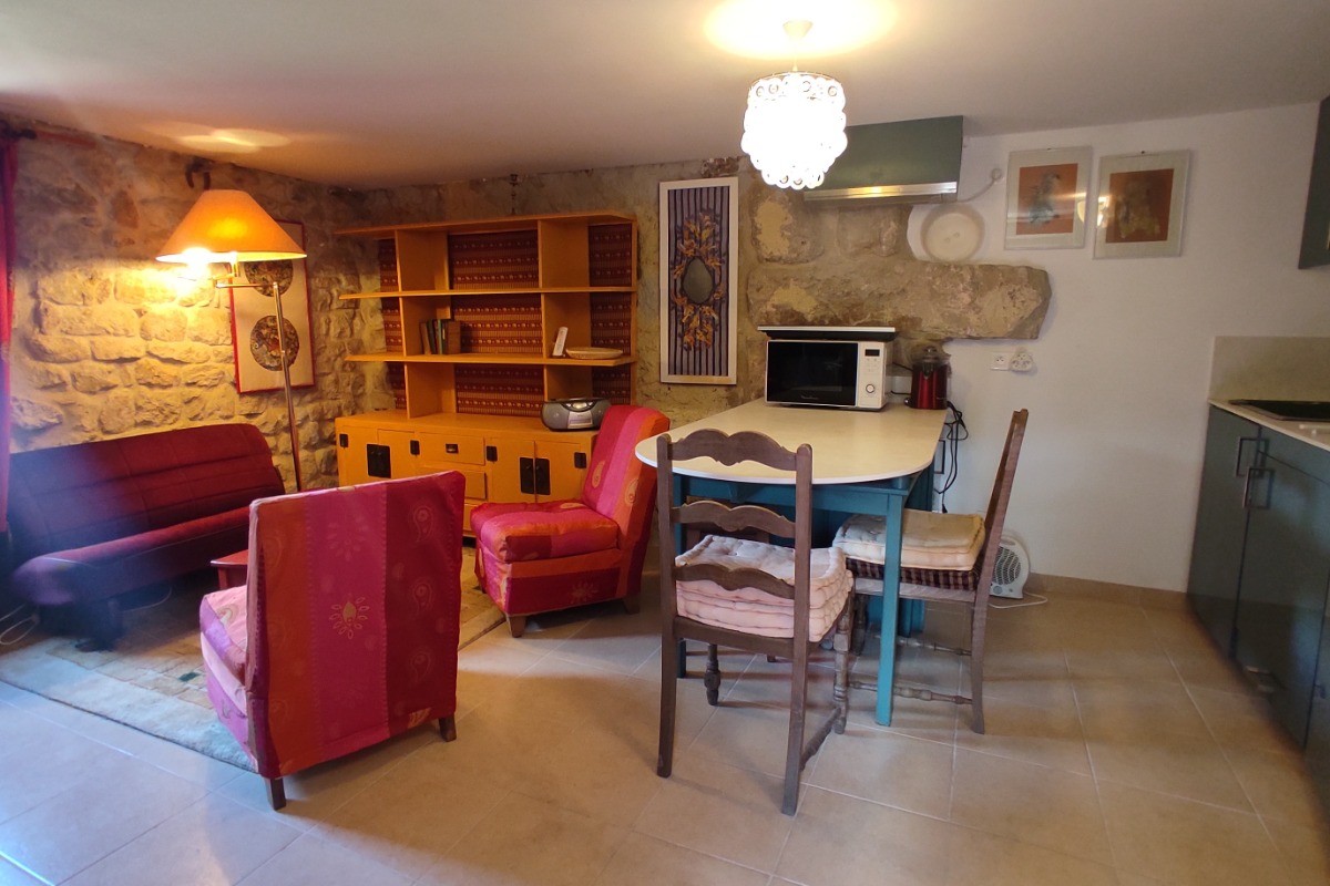 La Treille - location de vacances à la campagne pour 2 personnes - séjour