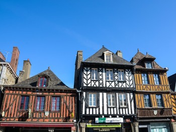 Dol de Bretagne, ses façades médiévales, son marché, ses commerces, sa cathédrale.
Crédits photo : CRTB PIRIOU-Jacqueline