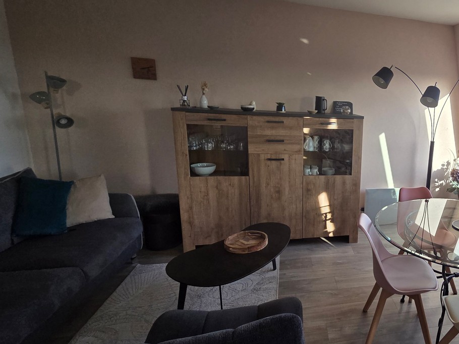 Flat in Bernières sur Mer facing the sea