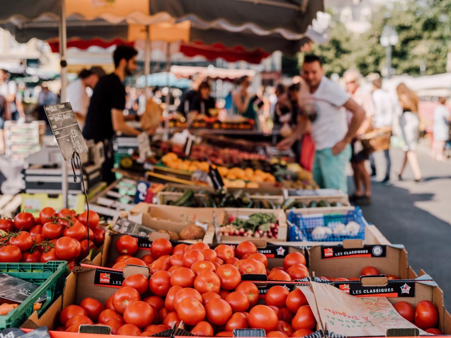 Marché des Lices à Rennes tous les samedis