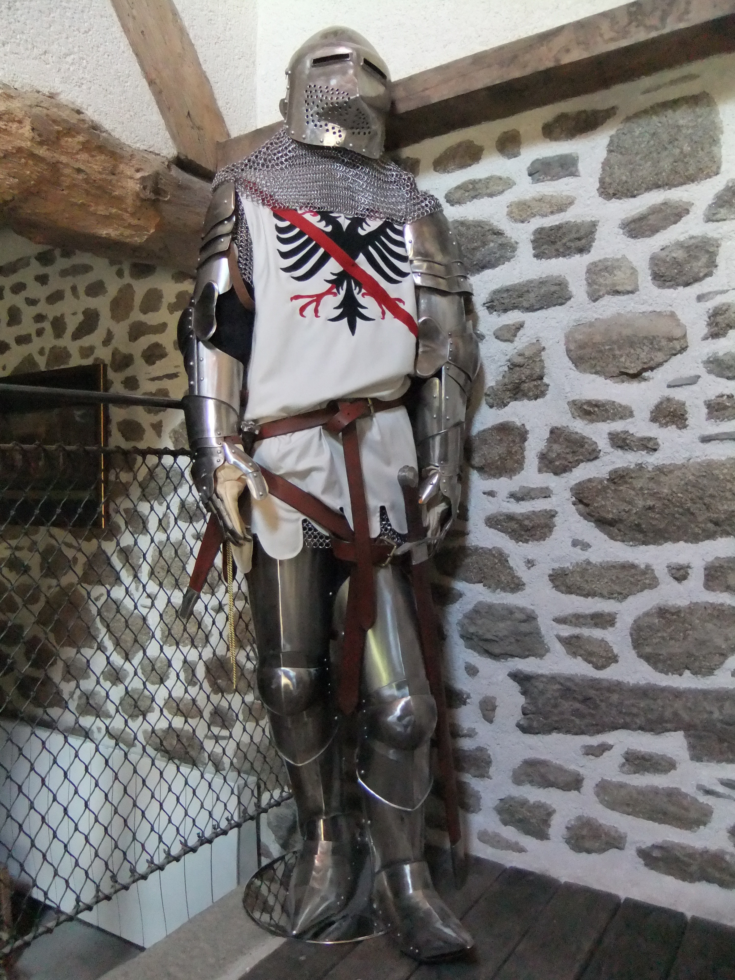 Armure dans le salon au 1er étage