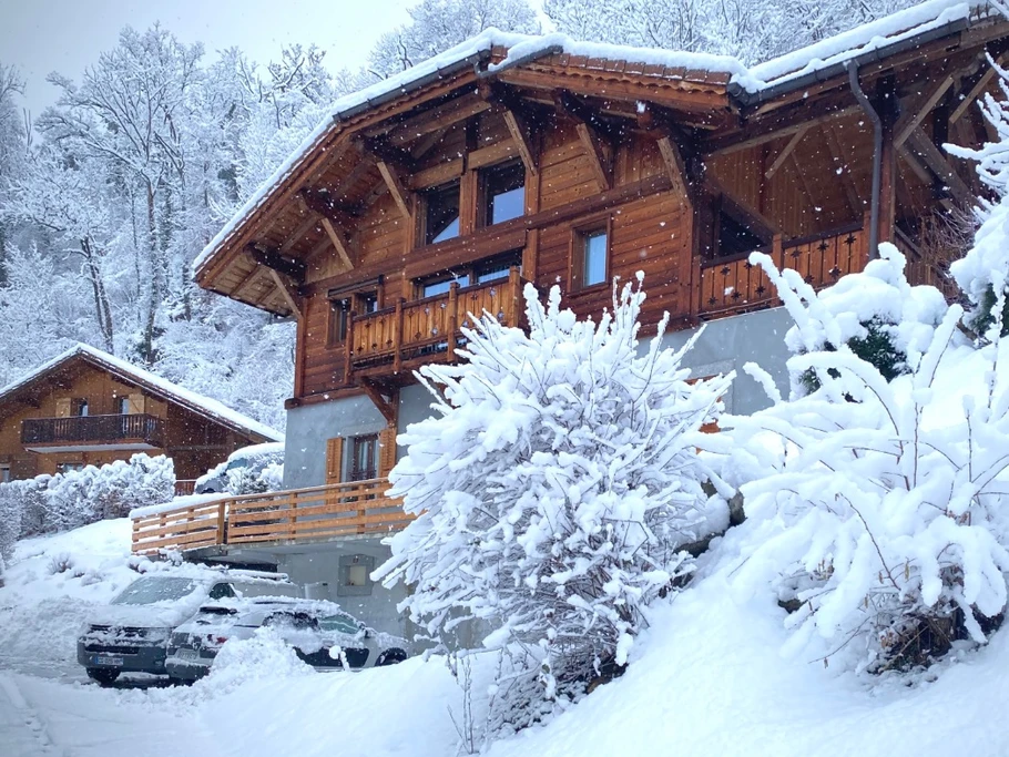 L'HIVER AU GITE L'HYSOPE