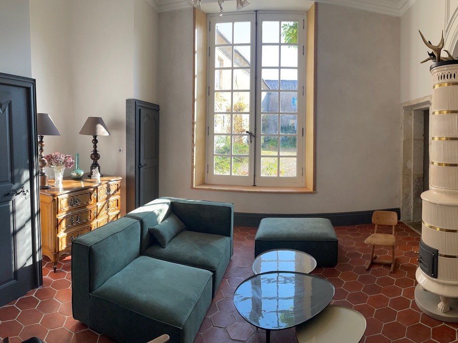 Salon sur cour intérieure - Château de Ville au Val